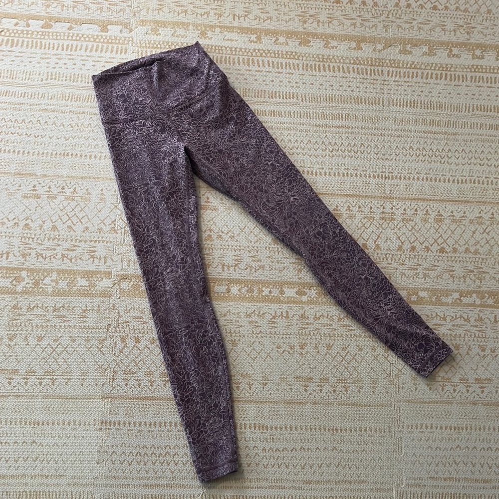 Purple floral Lululemon Aligns size 4 28”
